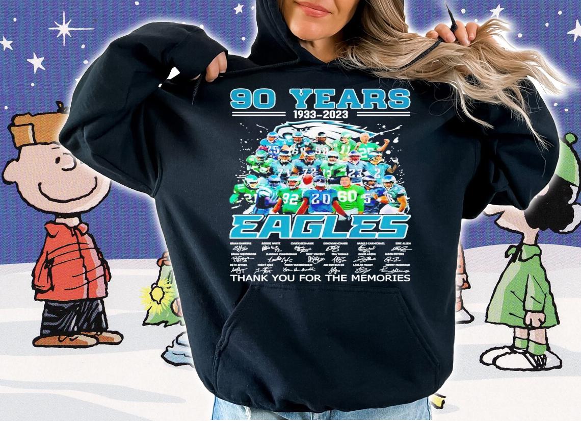 90 years 1933-2023 Philadelphia Eagles thank you for the memories signatures shirt t-shirt hoodie