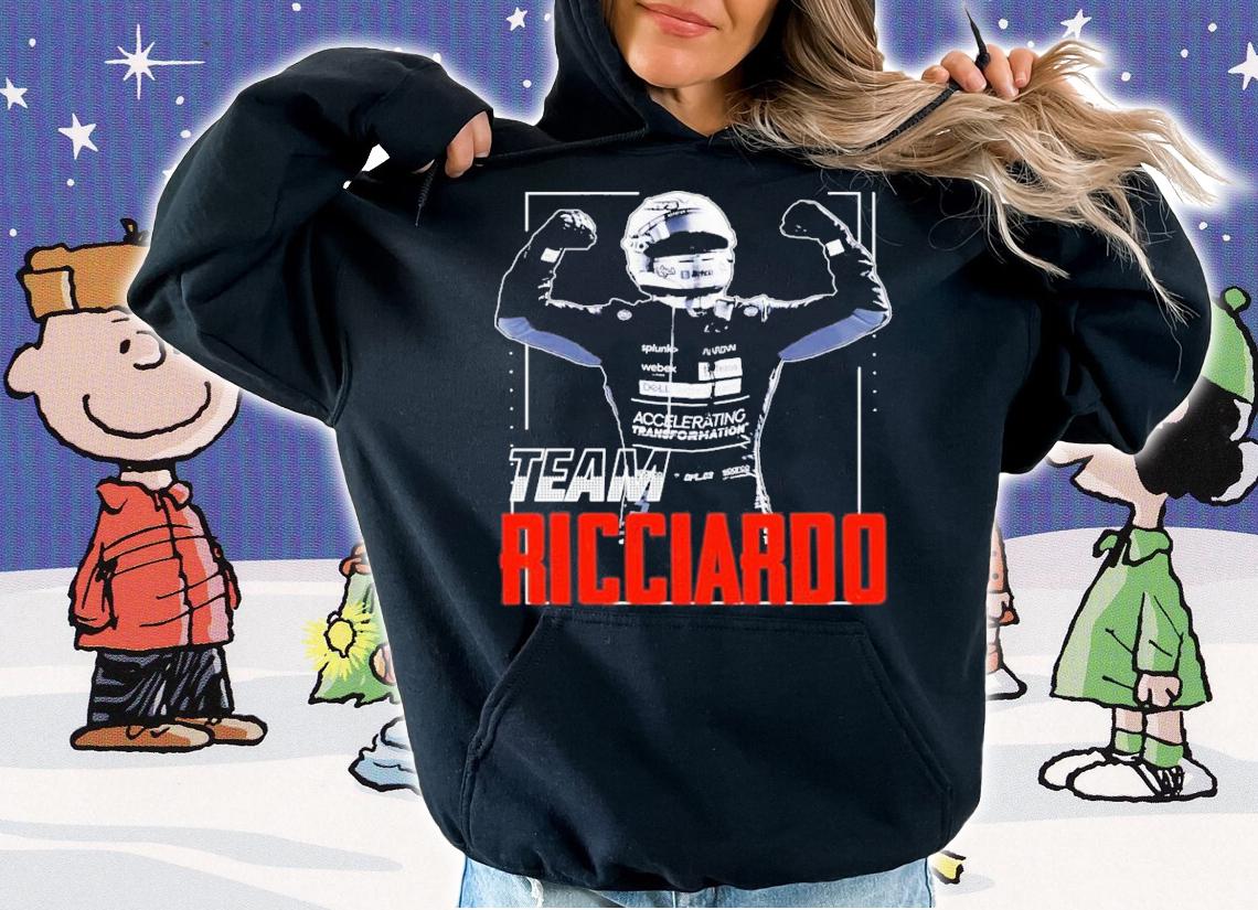 Team Ricciardo Racing Driver Helmet T-Shirt t-shirt