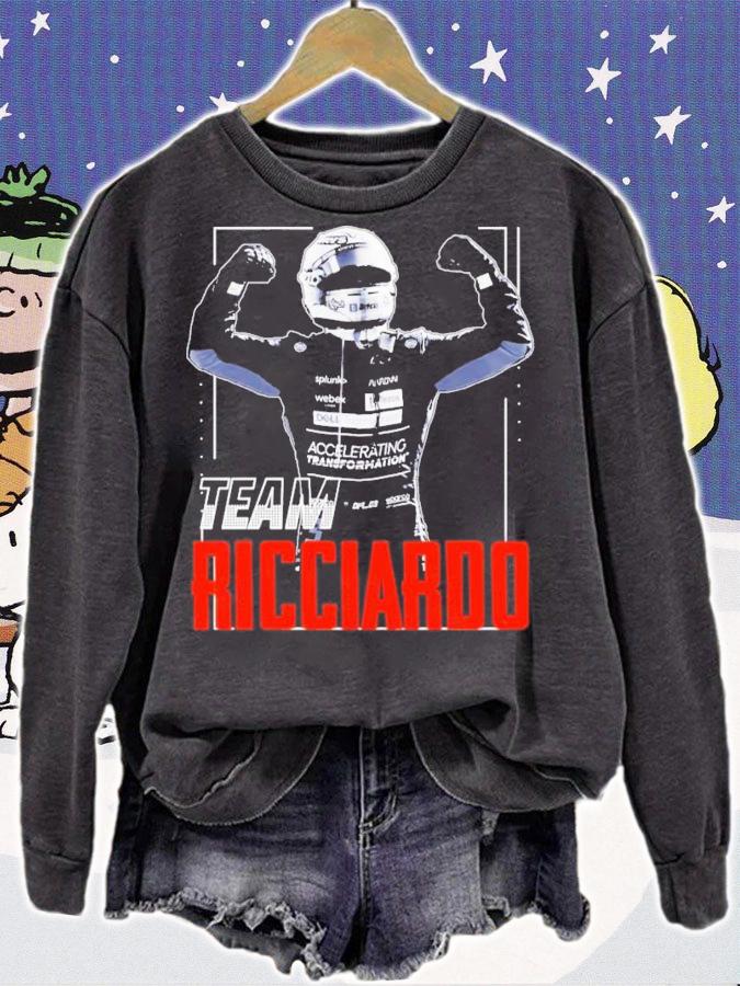 Team Ricciardo Racing Driver Helmet T-Shirt t-shirt