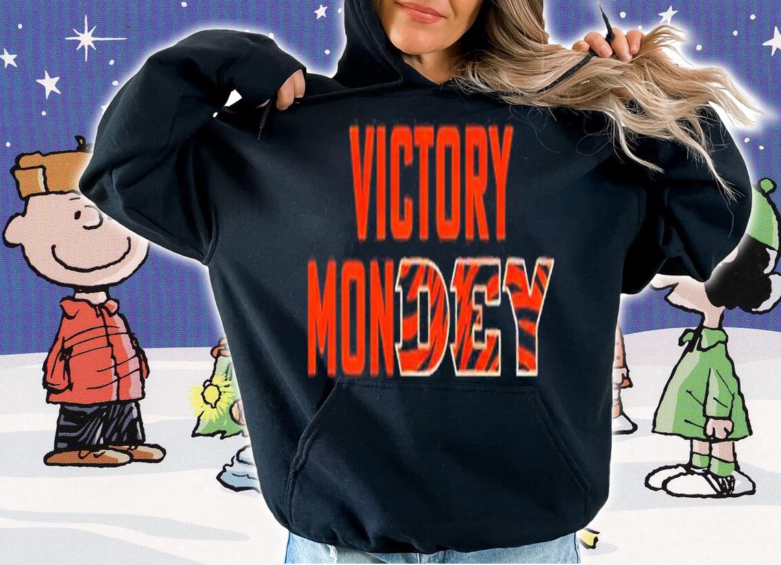 Victory Mondey Shirt t-shirt