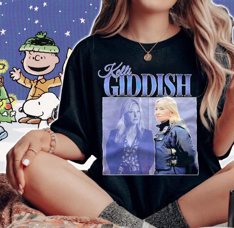 Kelli Giddish Amanda Rollins Vintage 90's T-shirt t-shirt woman shirt