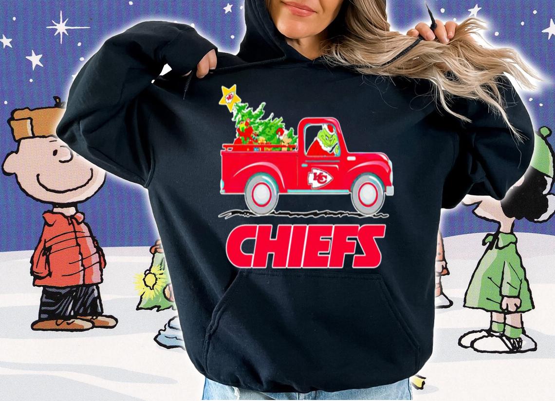 Kansas City Chiefs Grinch Driving Truck Christmas t-shirt hoodie