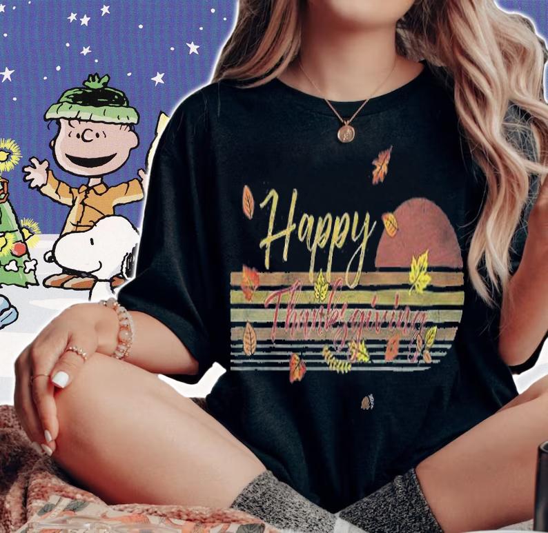 Cute Fall Leaves And Vintage Retro Sunset Happy Thanksgiving Premium T-Shirt