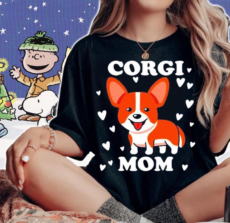 Corgi Mom Mothers Day Pet Lover T-Shirt woman shirt
