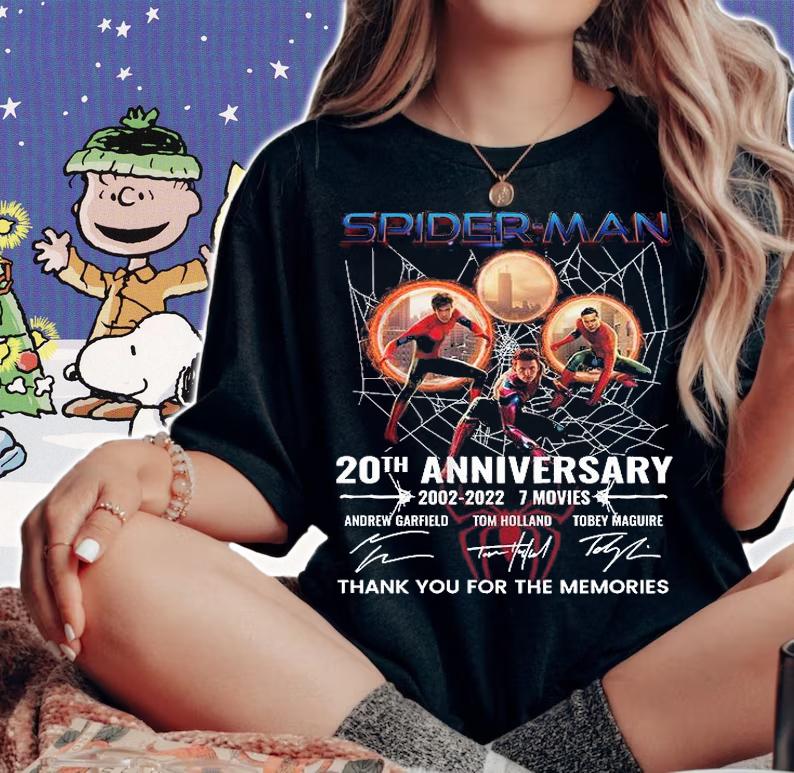 Spider-Man And Doctor Strange 20th Anniversary 2002-2022 Signatures T-Shirt woman shirt