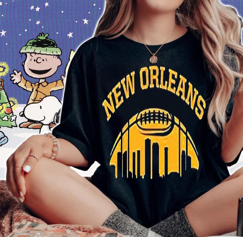 New Orleans Skyline Football T-shirt woman shirt